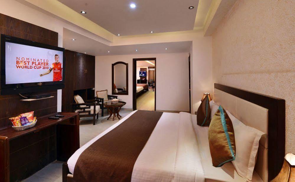 Ashiana Regency Hotell Shimla Exteriör bild