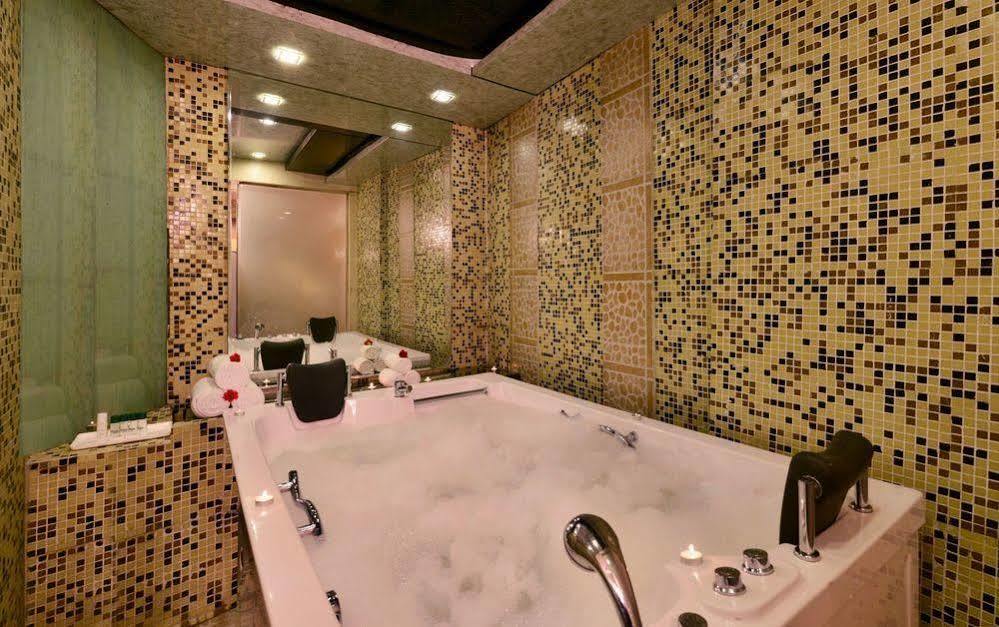 Ashiana Regency Hotell Shimla Exteriör bild